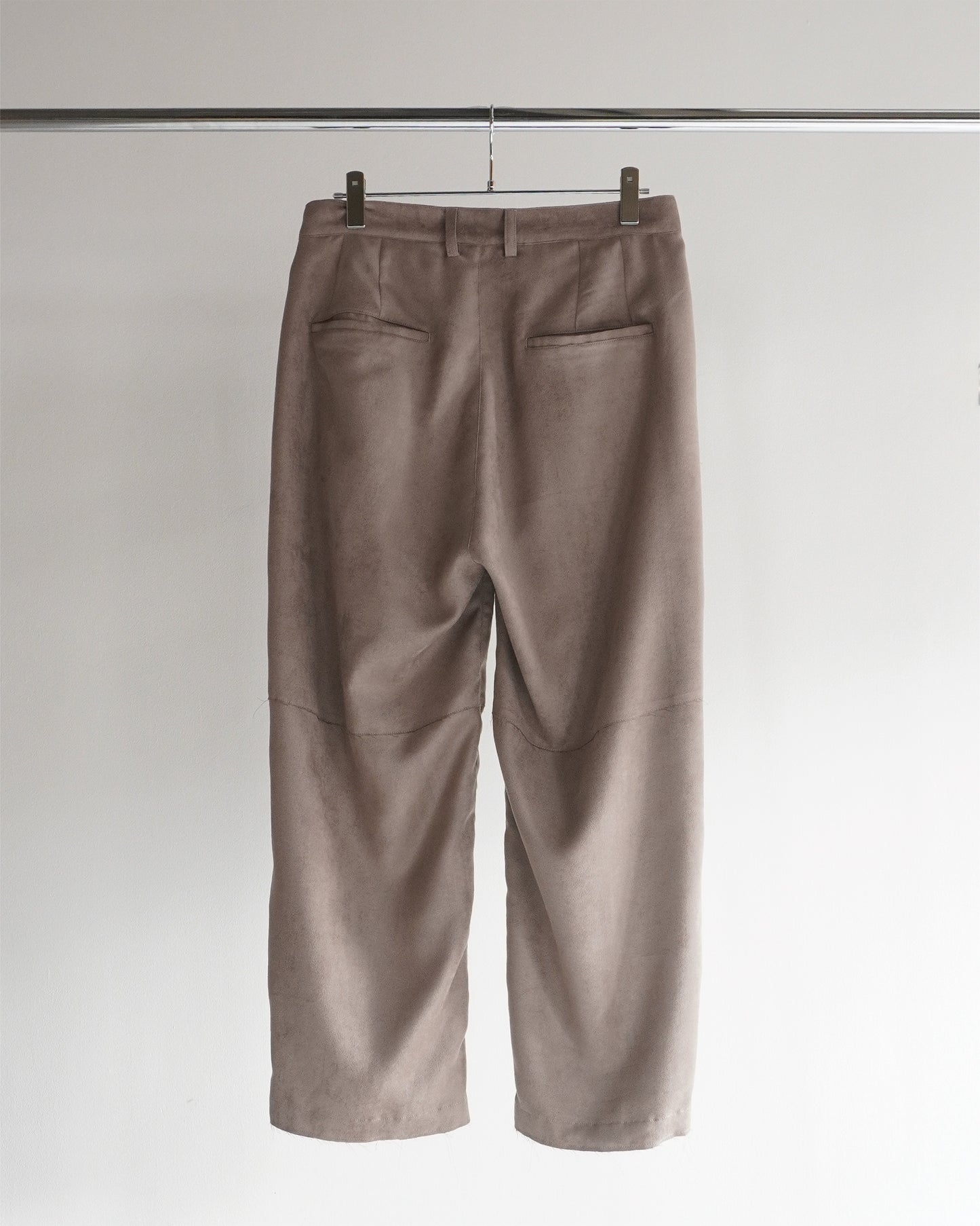 VEGAN LEATHER SIDE LINE PANTS(GRAY)