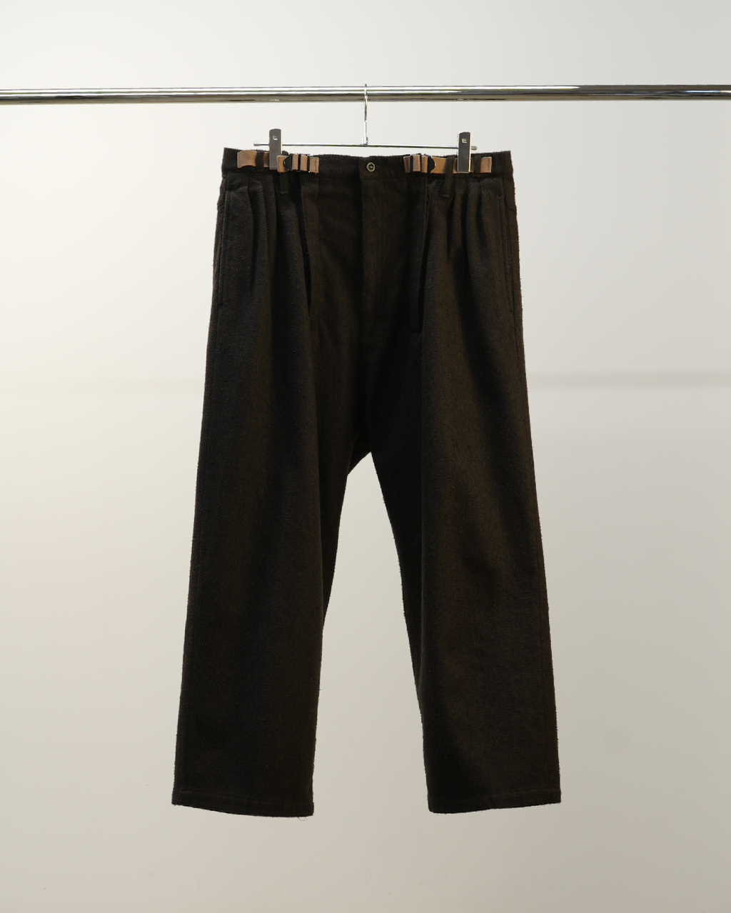 WOOL BELTED WIDE SLACKS(BROWN)