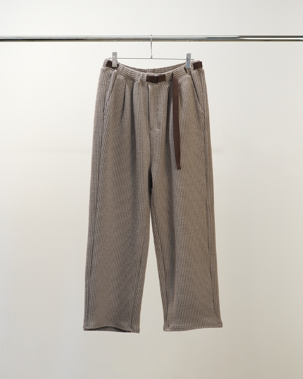 WOOLCORD BELTLESS SLACKS(SAND) – ANCELLM WOOLCORD BELTLESS SLACKS(SAND) – ANCELLM