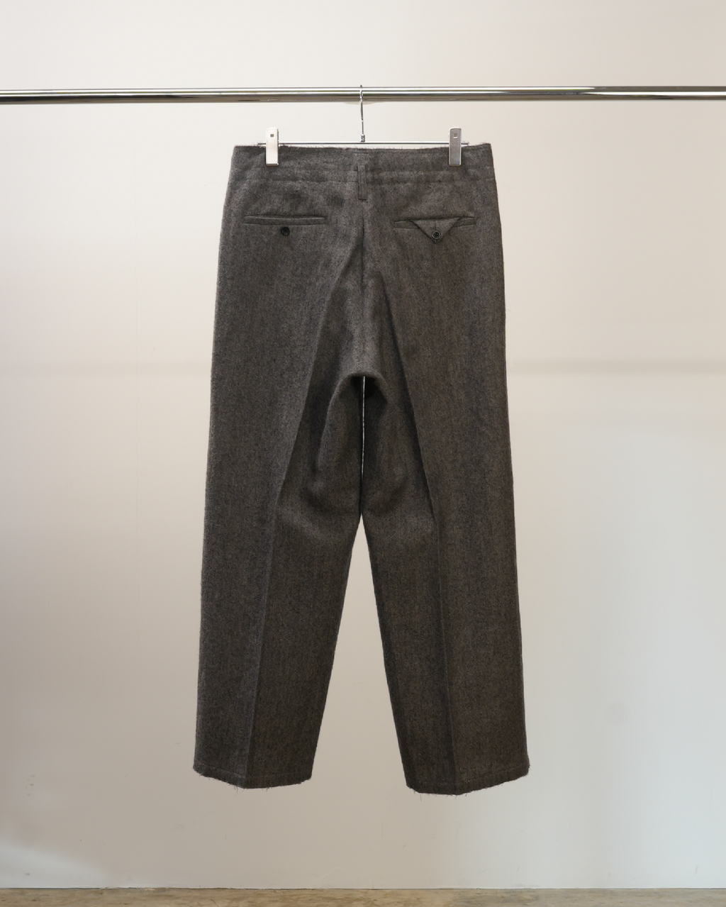 SHRINK WOOL WIDE SLACKS(GRAY) – ANCELLM SHRINK WOOL WIDE SLACKS(GRAY) – ANCELLM