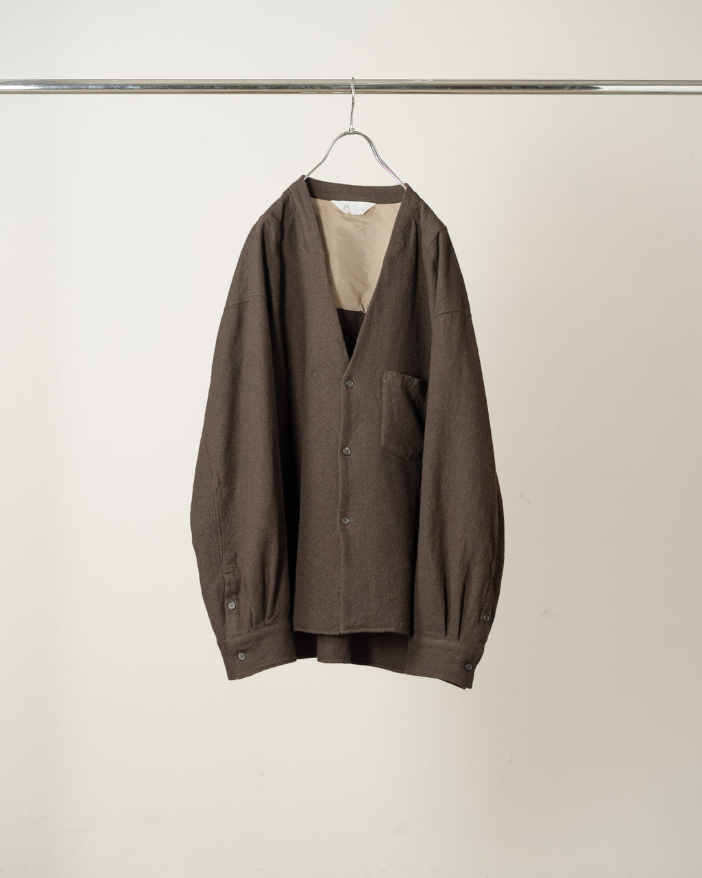 SHRINK WOOL NO-COLLAR TAILORED SHIRT(BROWN)