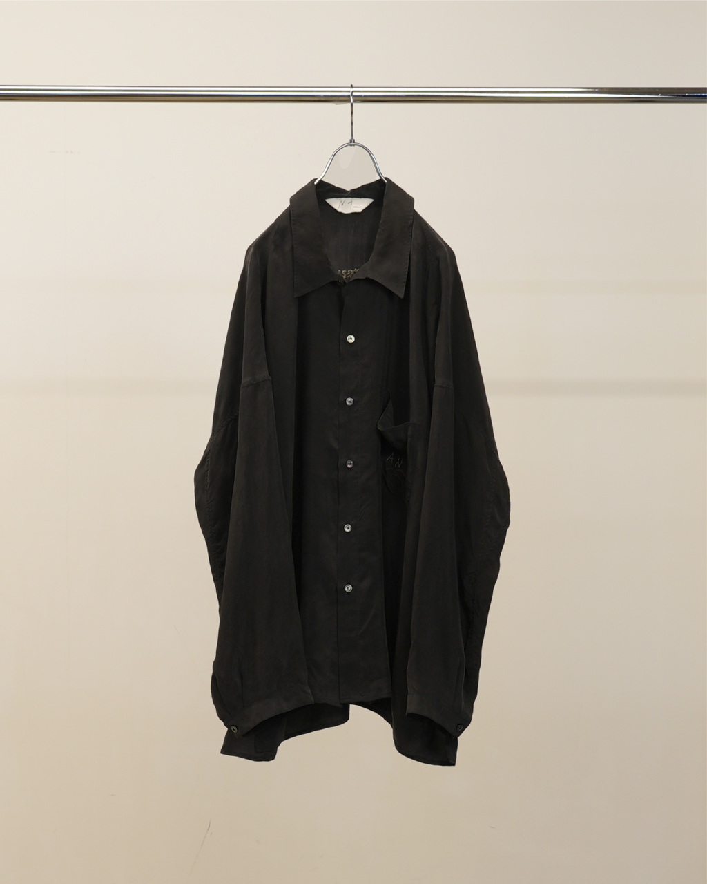 EMBROIDERED SOUVENIR SHIRT(BLACK)
