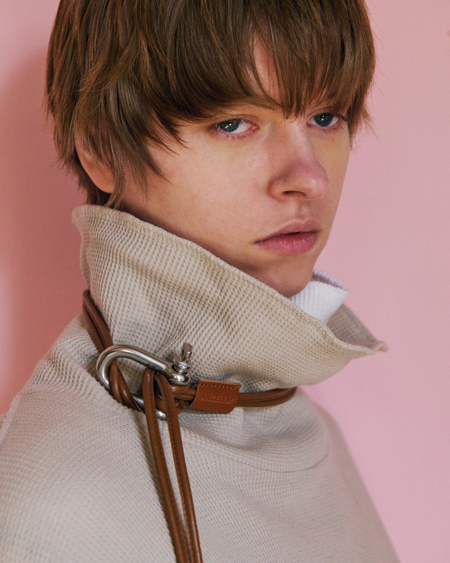 DAMAGE WAFFLE HI-NECK LS T-SHIRT(GREIGE)