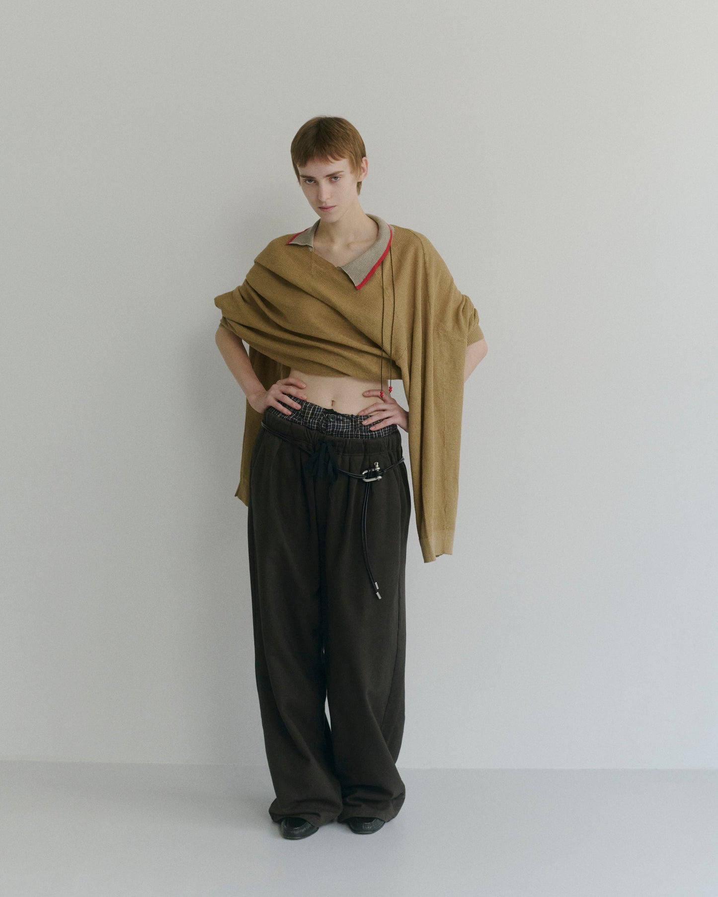 2TUCK SWEAT PANTS(BROWN)