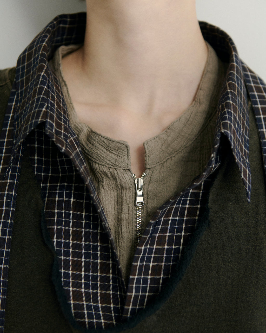 BOW-TIE CHECK SHIRT(NAVY)