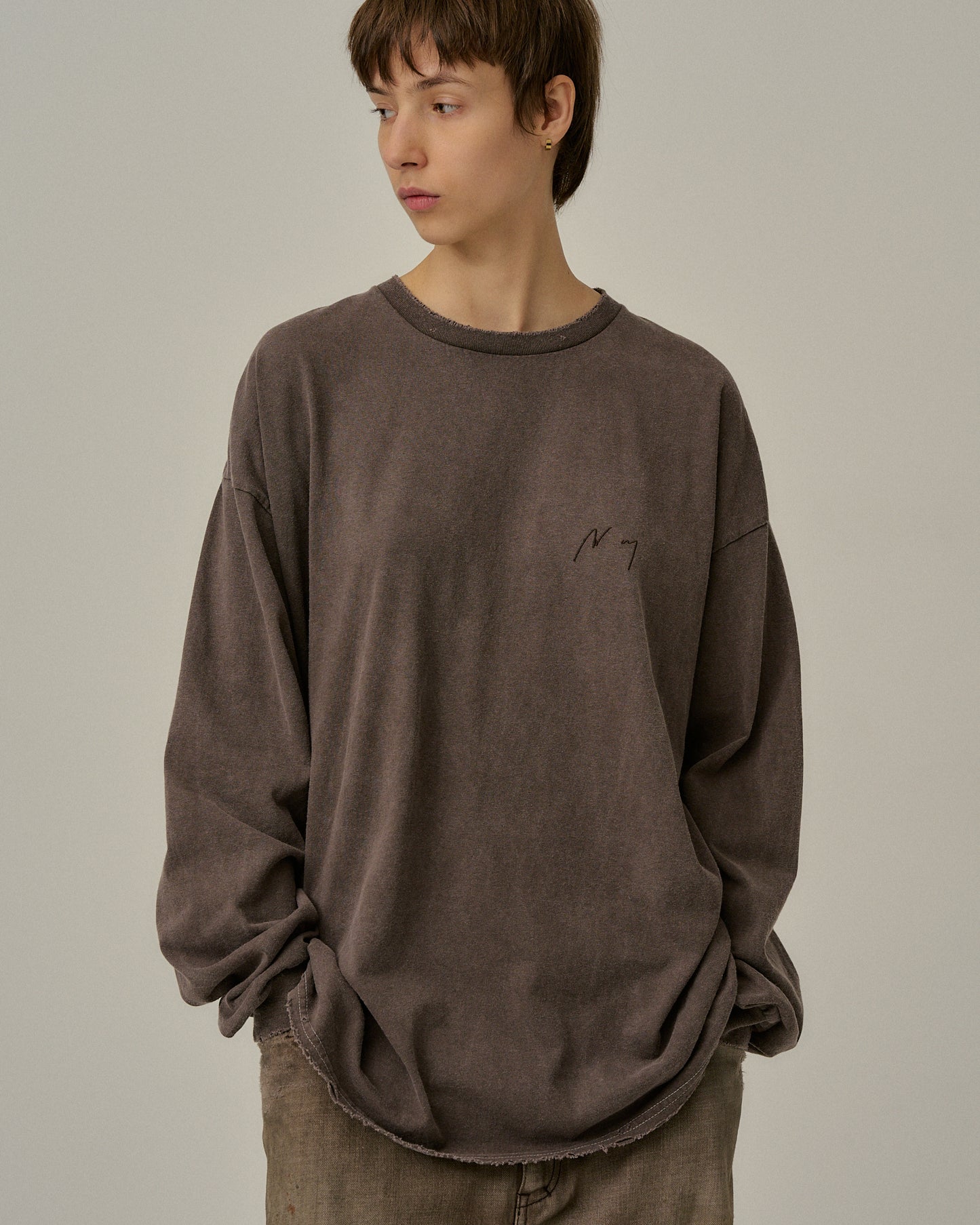EMBROIDERY DYED LS T-SHIRT(BROWN)