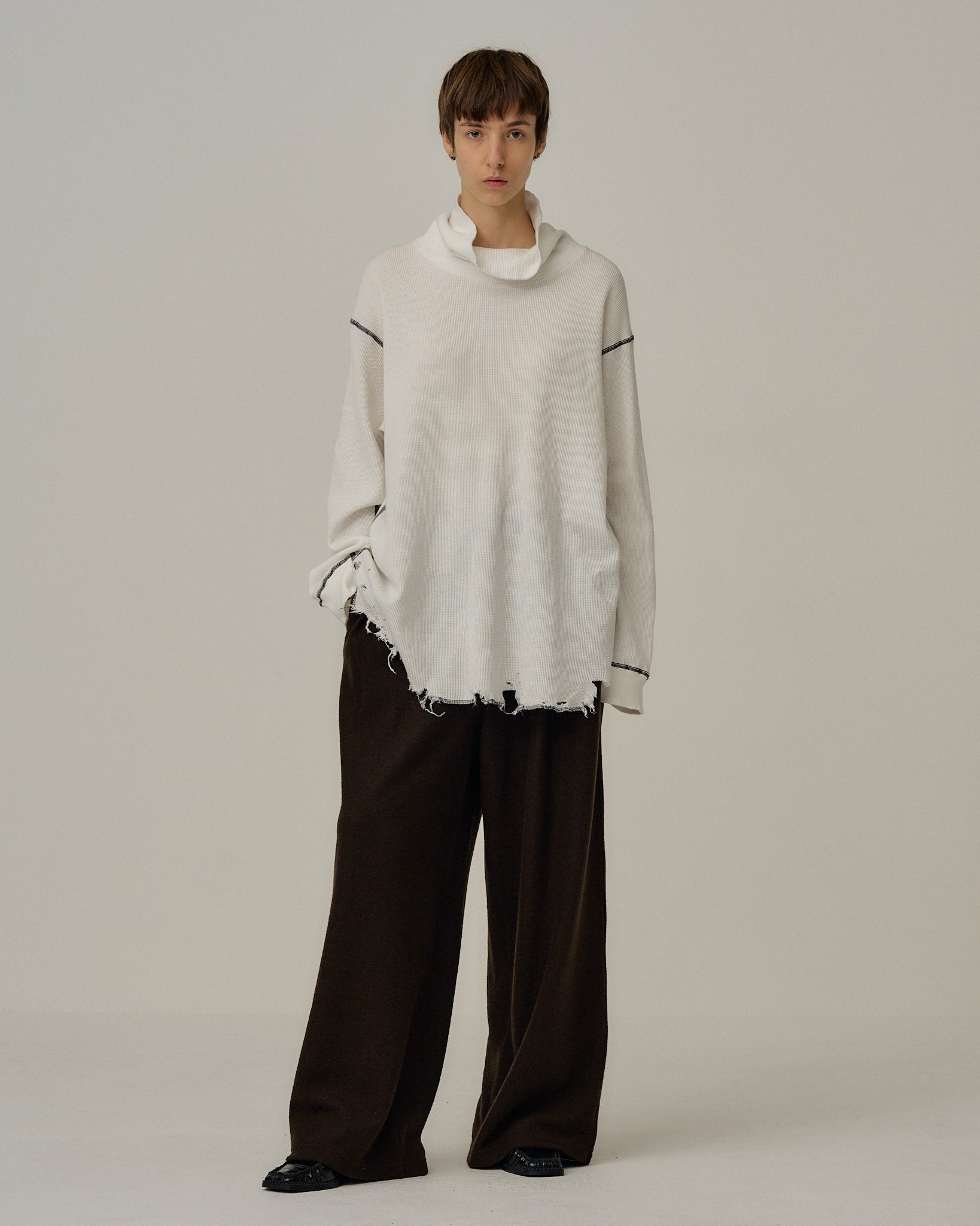 ancellm DAMAGE WAFFLE HI-NECK LS T-SHIRT