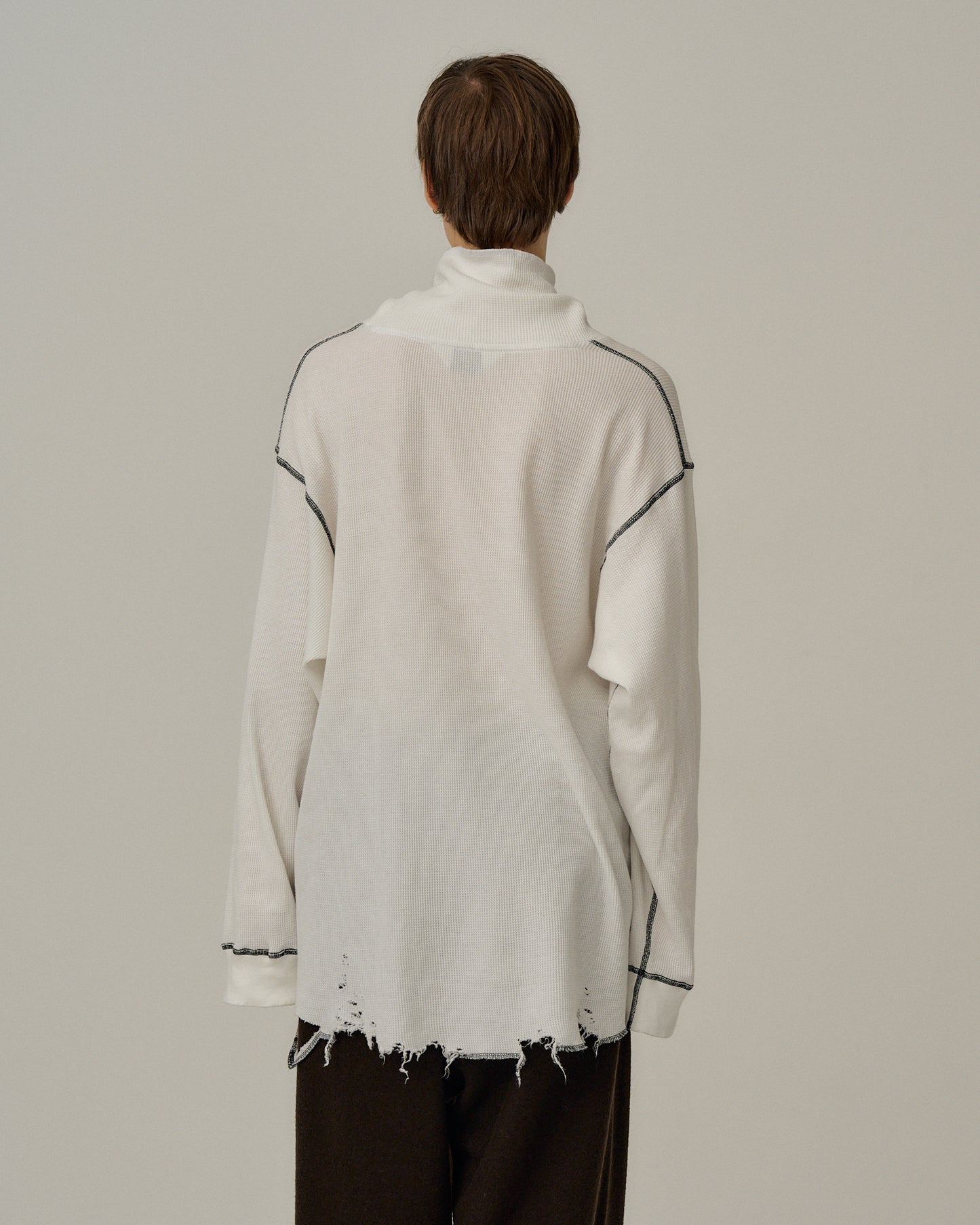 DAMAGE WAFFLE HI-NECK LS T-SHIRT(WHITE)