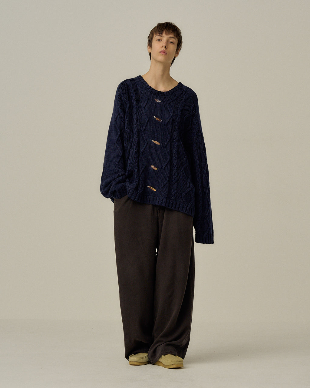 EMBROIDERY CABLE STITCH KNIT(NAVY)