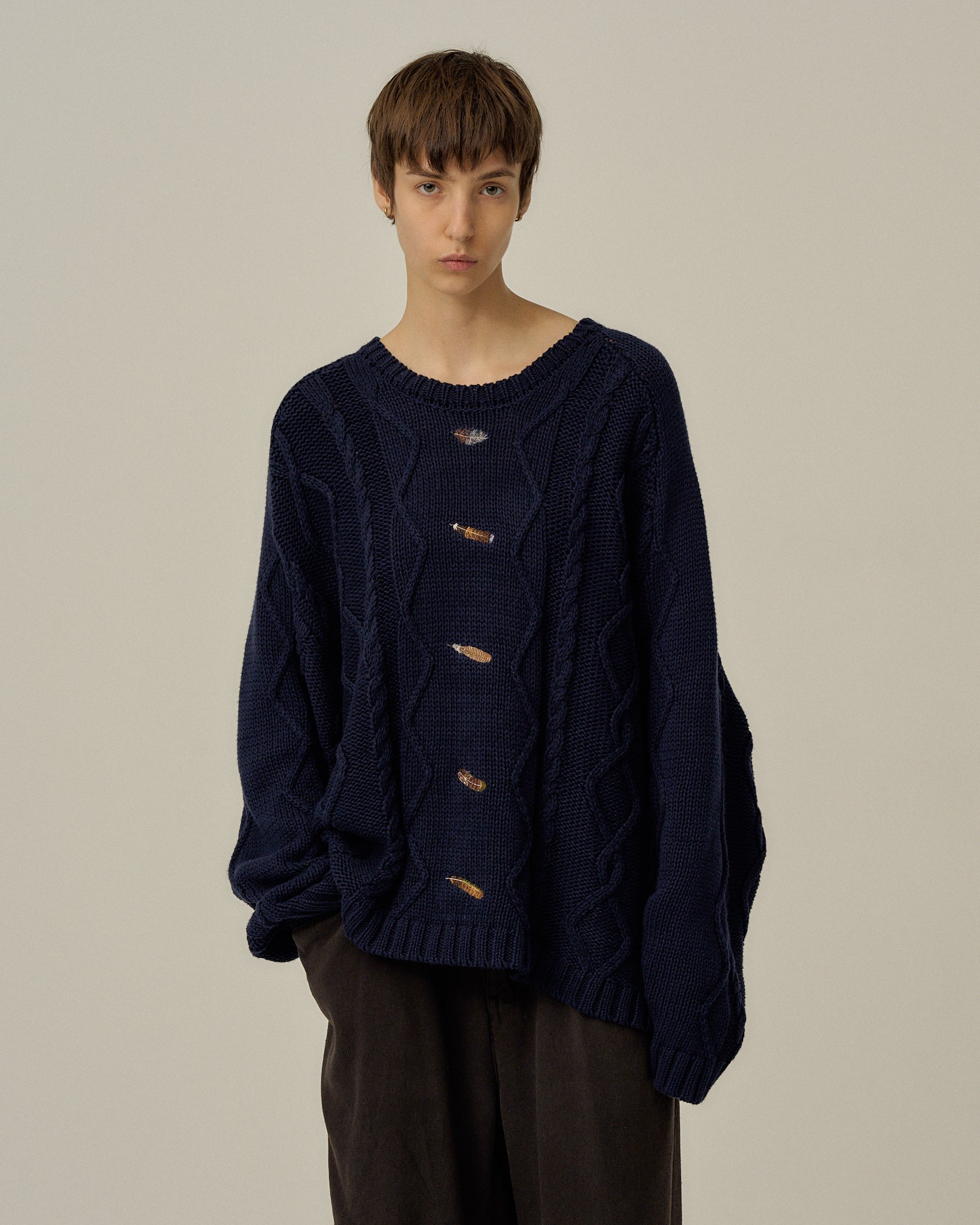 EMBROIDERY CABLE STITCH KNIT(NAVY) – ANCELLM