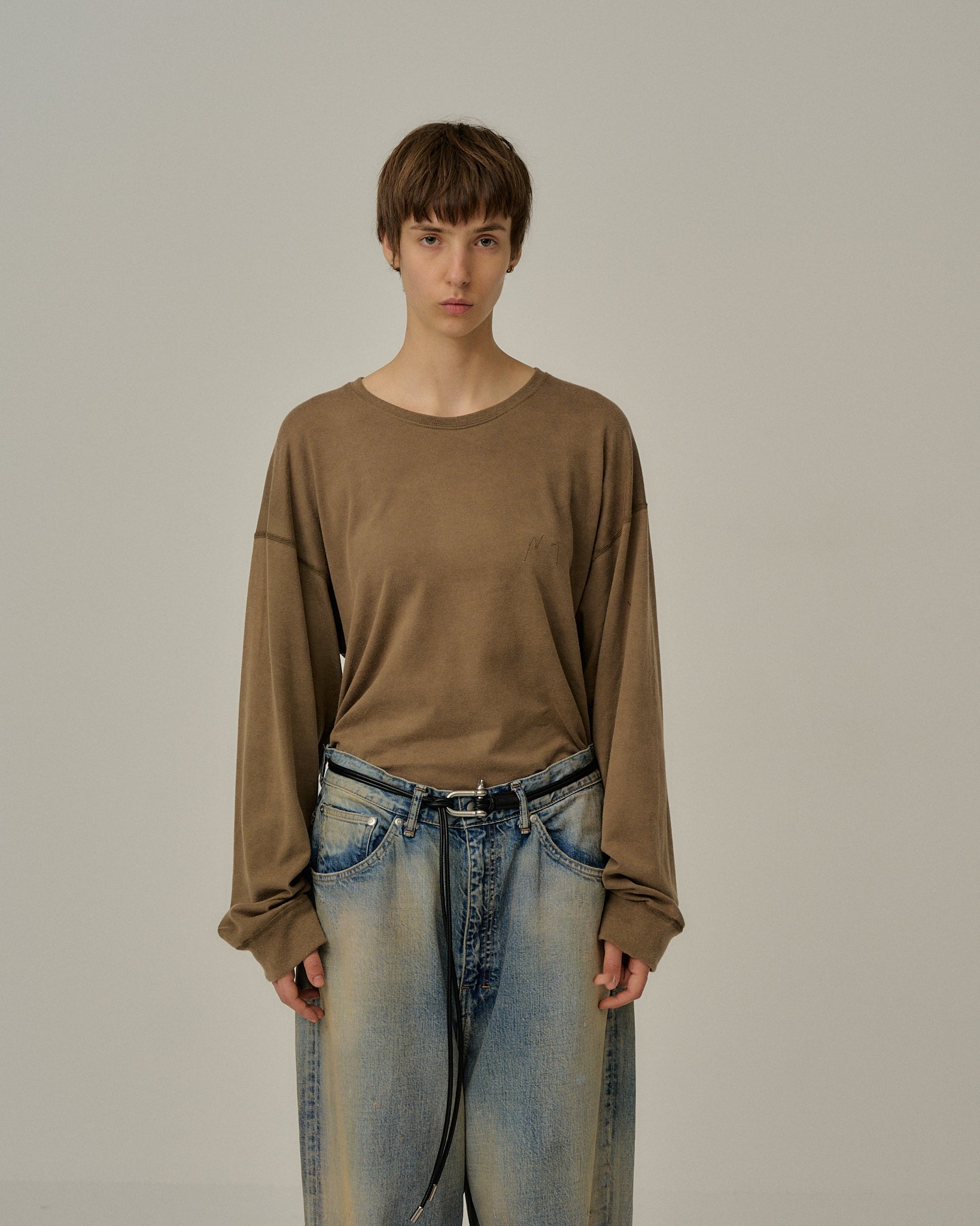 UNEVENNESS LS T-SHIRT(BROWN) – ANCELLM