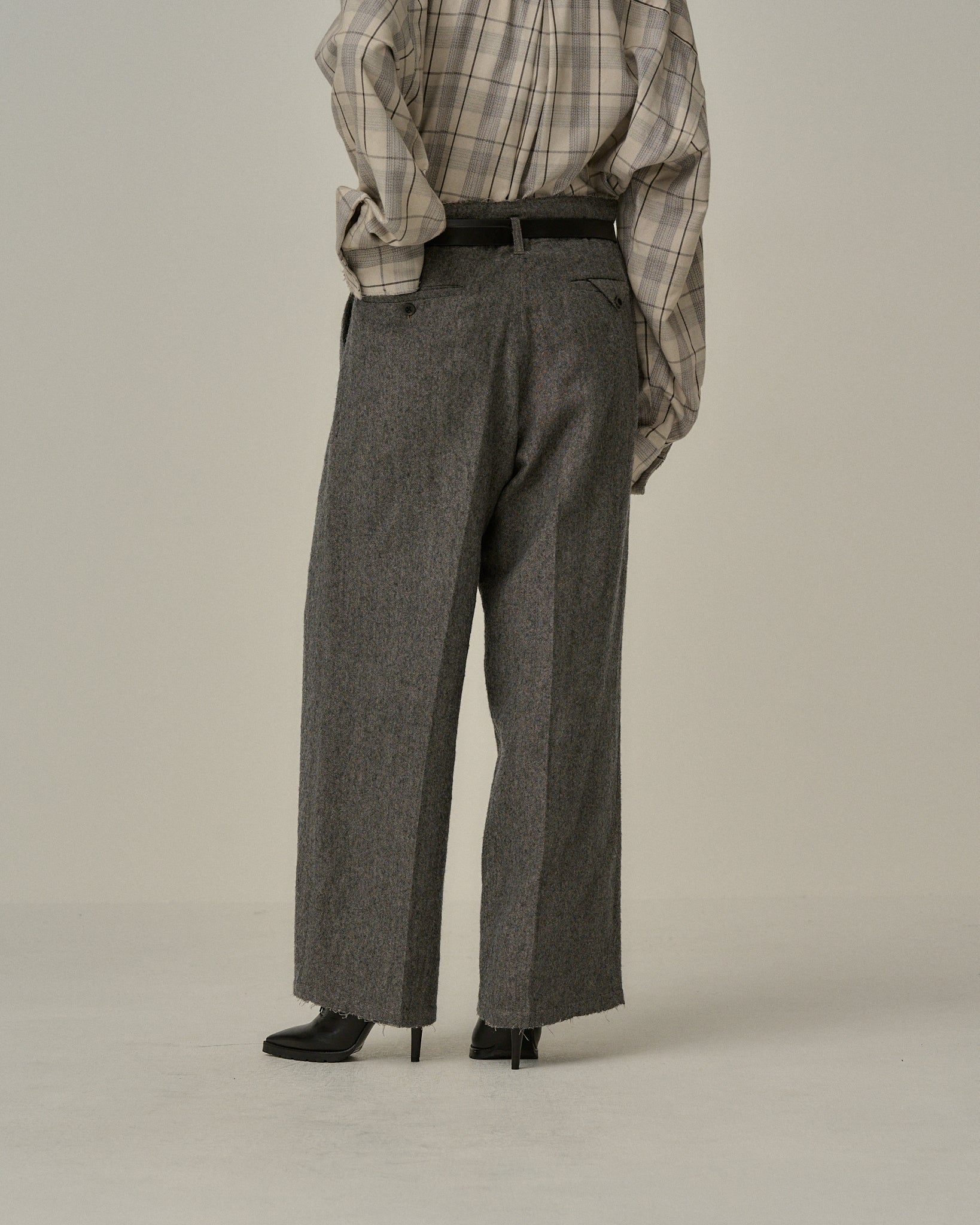 SHRINK WOOL WIDE SLACKS(GRAY) – ANCELLM