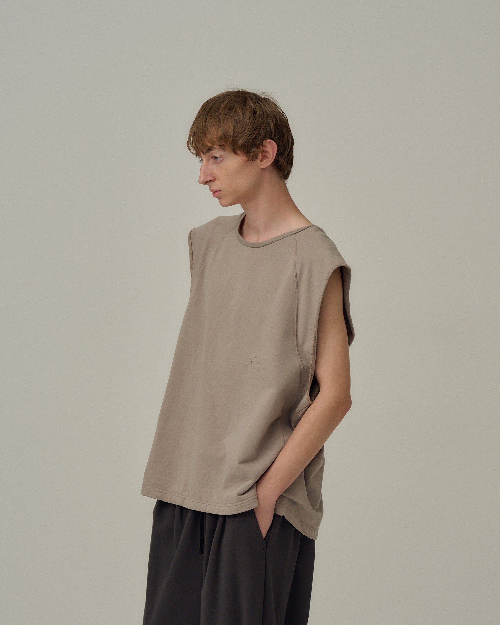 FADED SLEEVELESS T-SHIRT(BEIGE) – ANCELLM