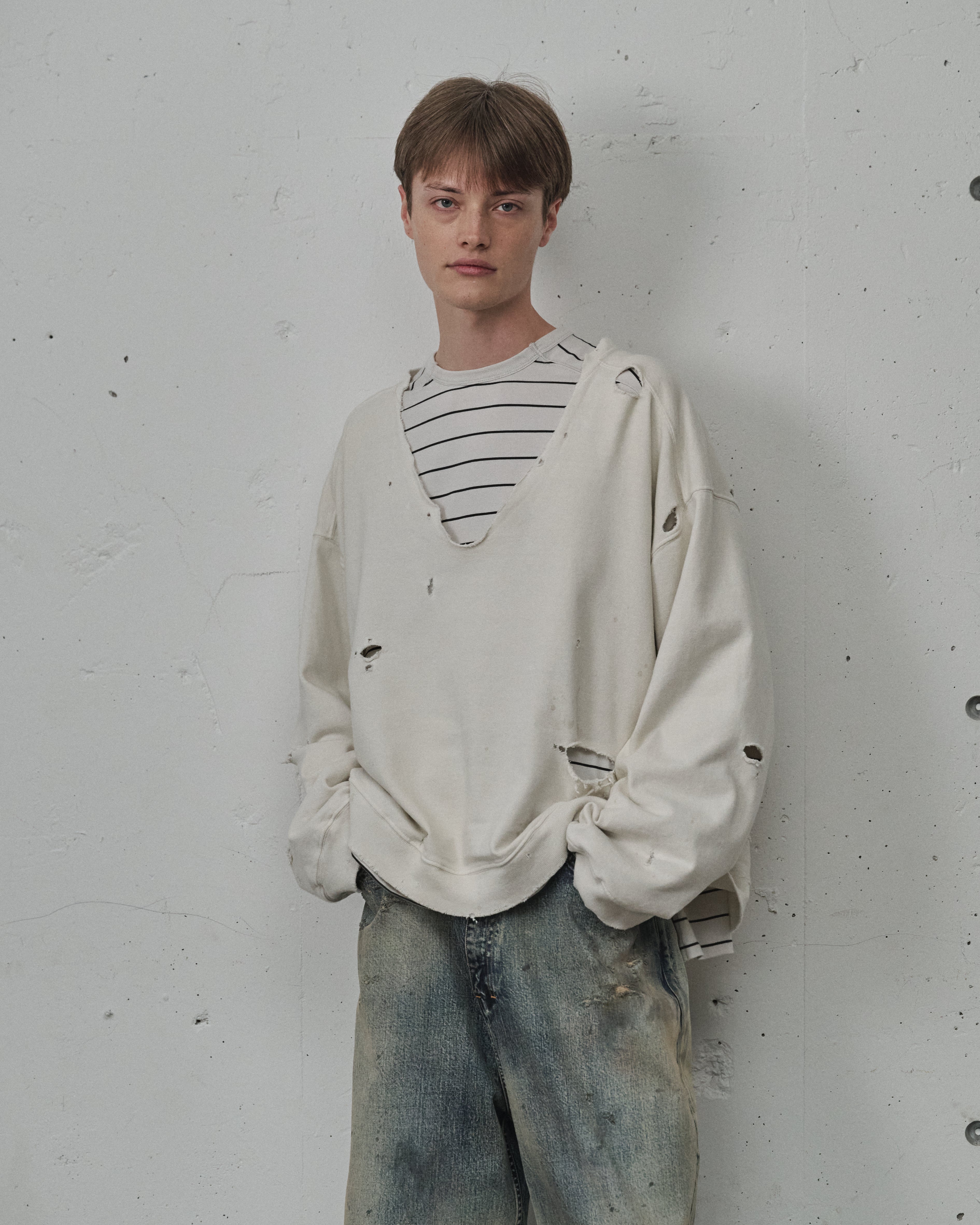 BORDER LS(WHITE) – ANCELLM