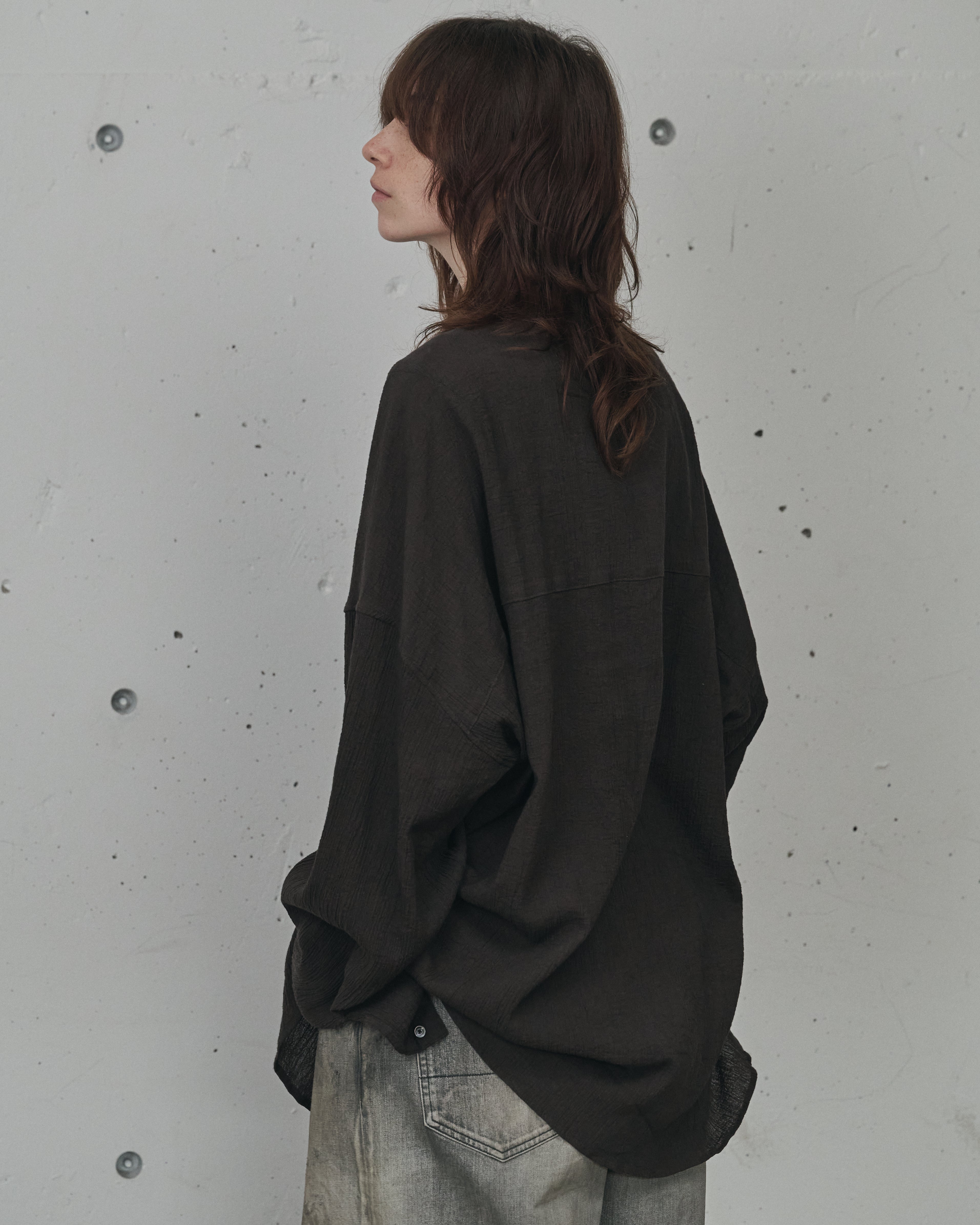 CREPE HALF ZIP SHIRT(BROWN) – ANCELLM