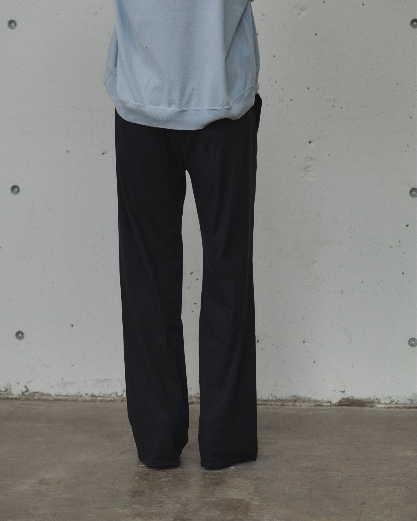 L/R SHOE CUT SLACKS(NAVY)