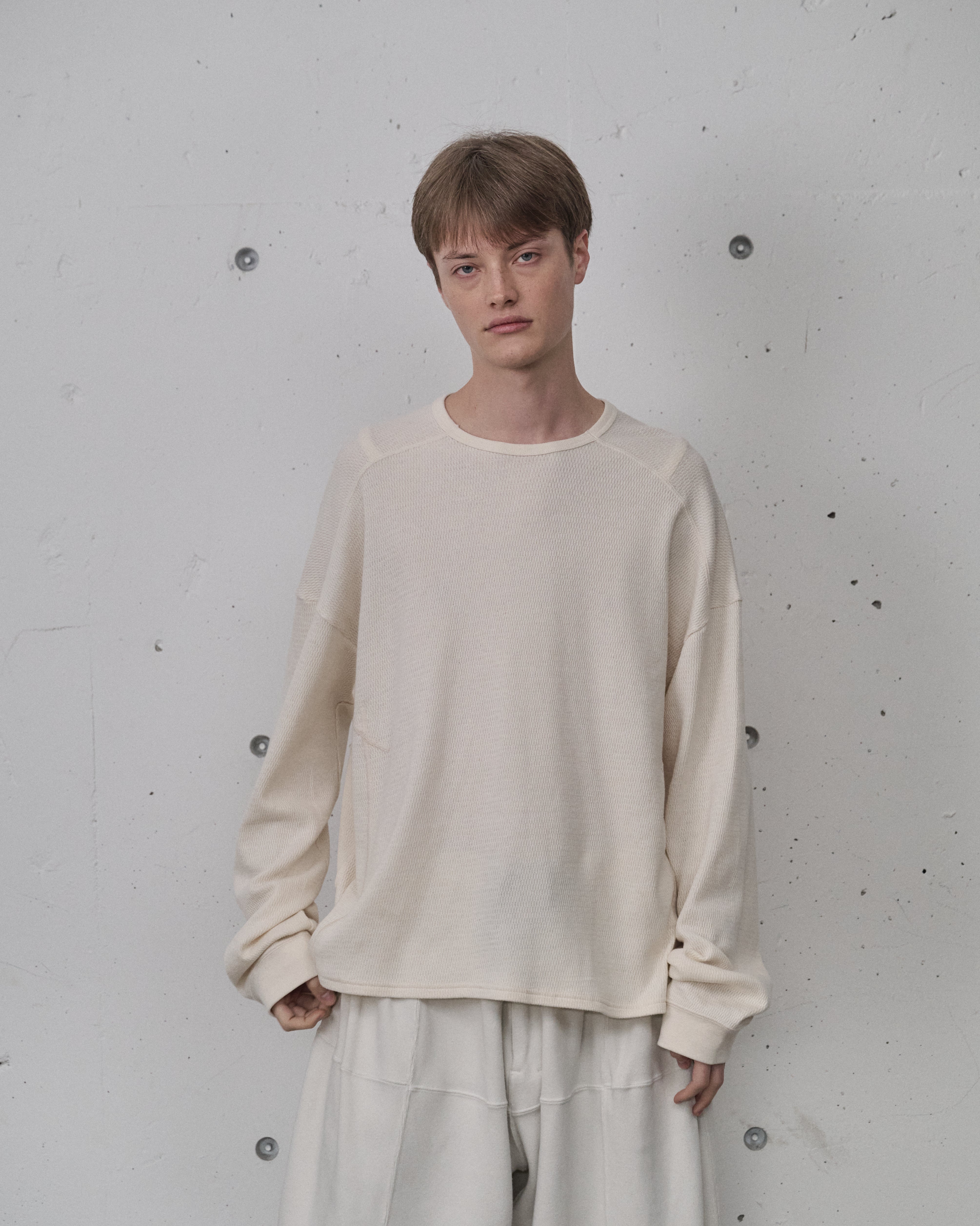 WAFFLE CREW NECK LS(WHITE) – ANCELLM