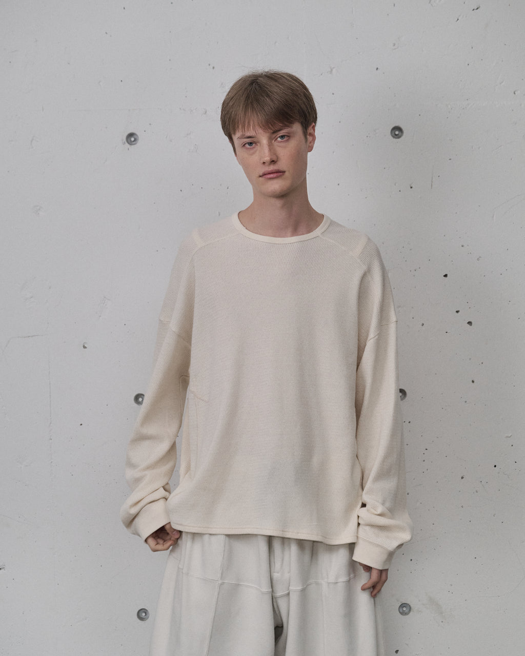 WAFFLE CREW NECK LS(WHITE)