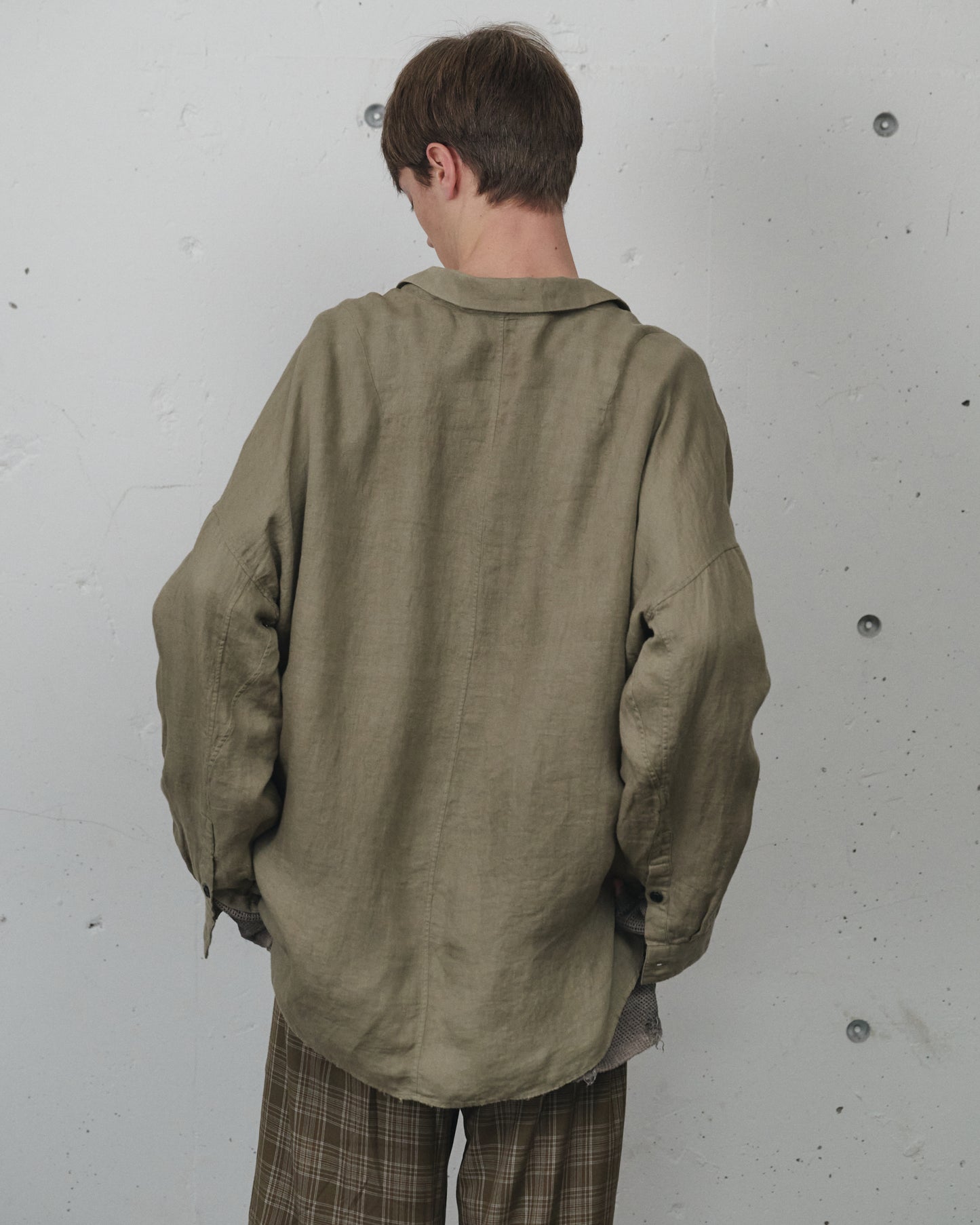 100/S LINEN TAILORED SHIRT(KHAKIBEIGE)