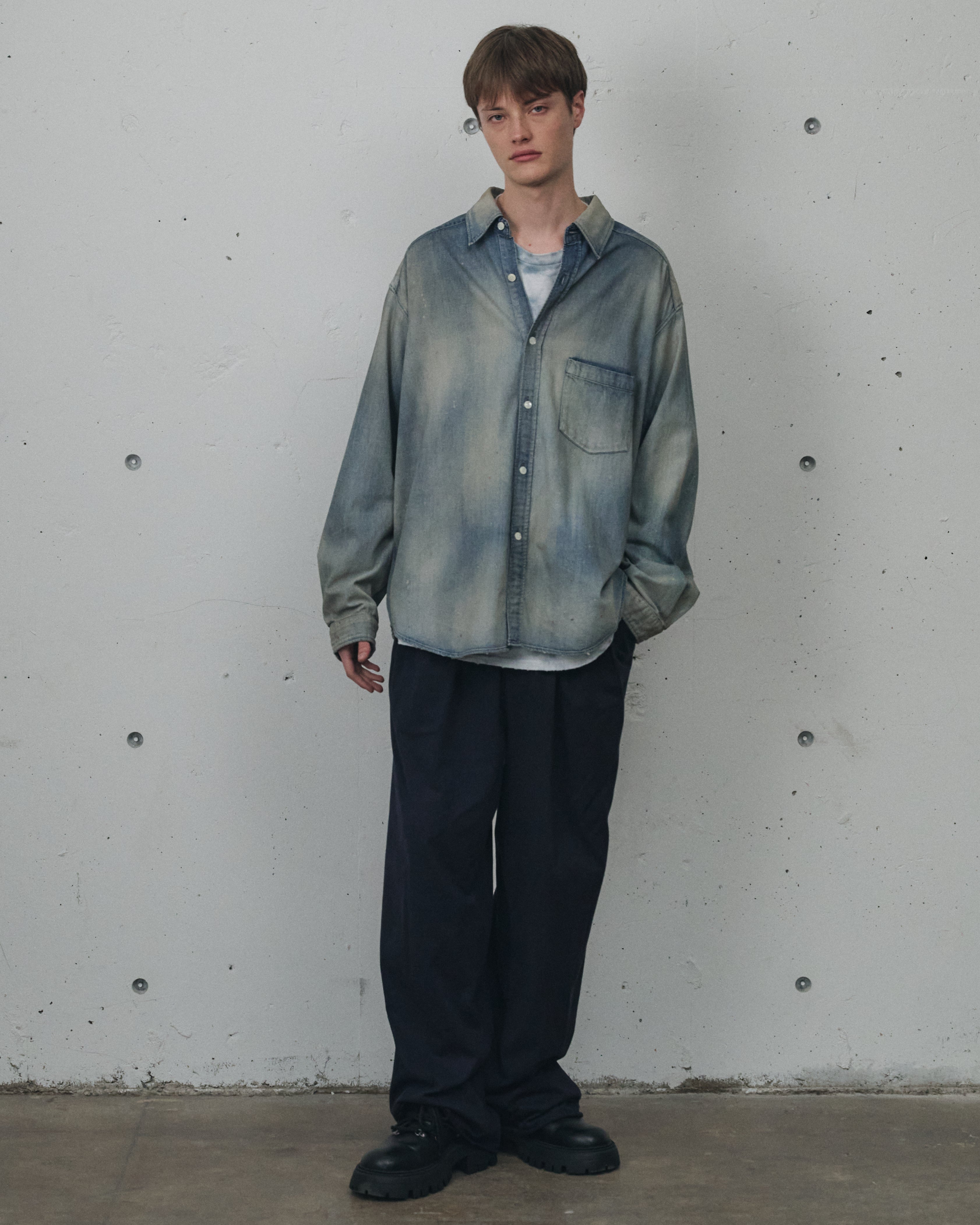 DRAPE WIDE EASY CUT SLACKS(NAVY) – ANCELLM