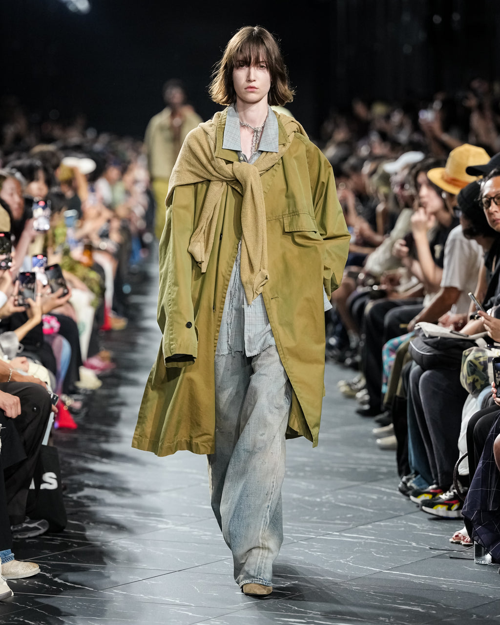 SINGLE BREASTED COLLAR COAT(BEIGE)