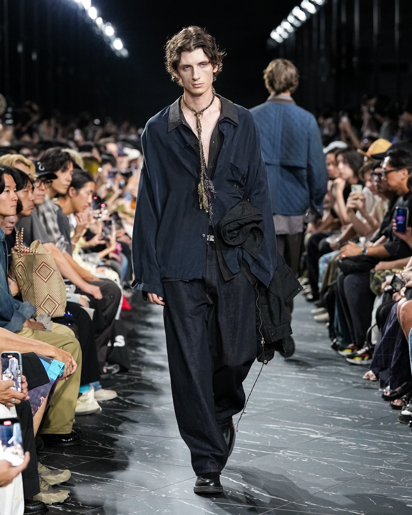 EMBROIDERED SOUVENIR SHIRT(NAVY)