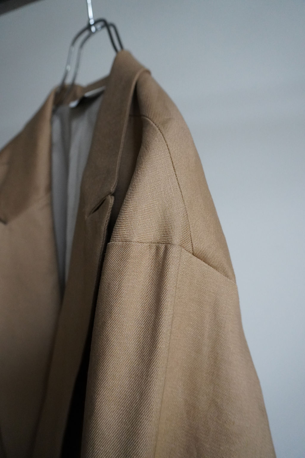 BUTTONLESS TAILORED JACKET(BEIGE)