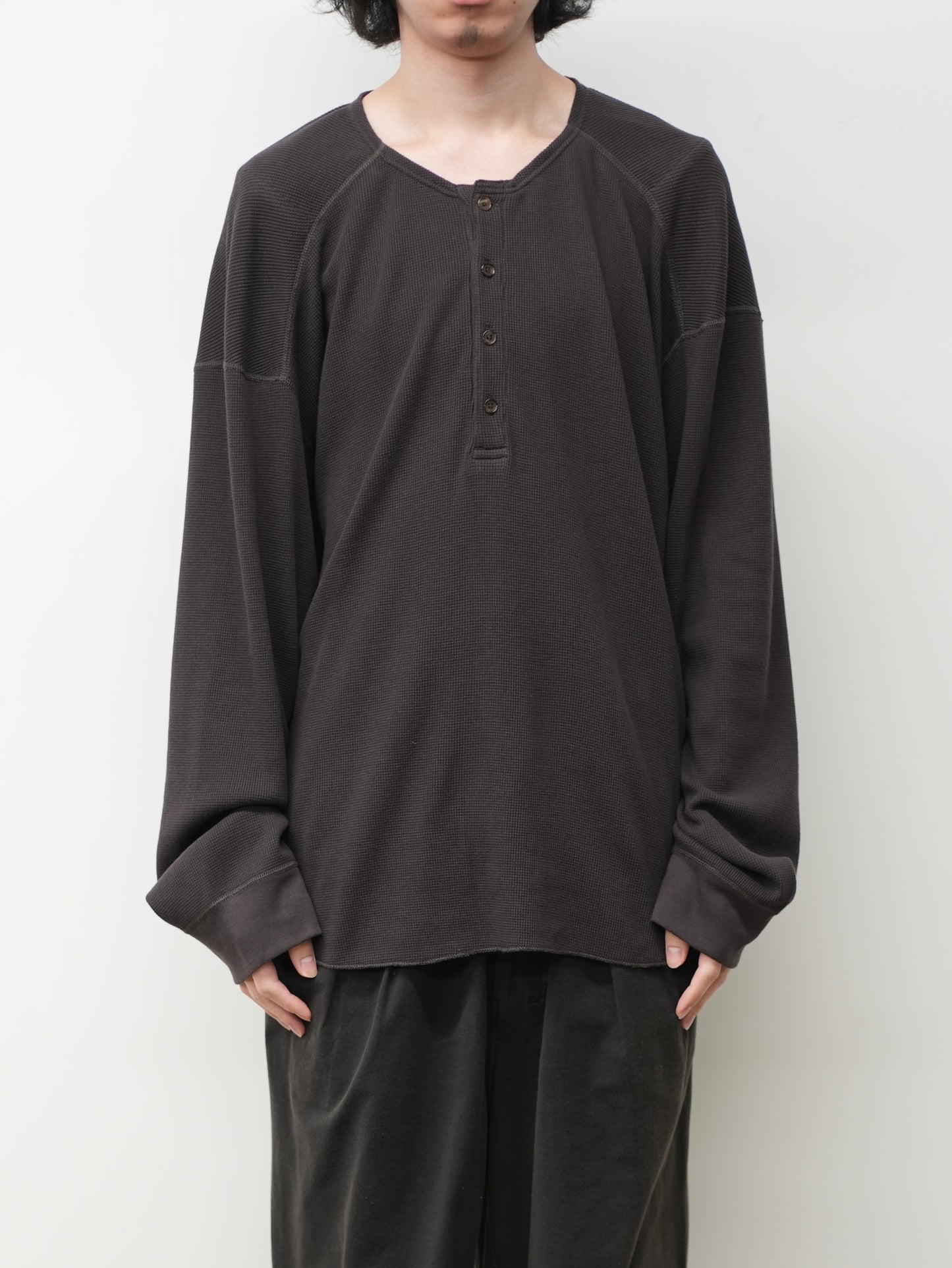 CA/C HENLEY LS(D.BROWN)