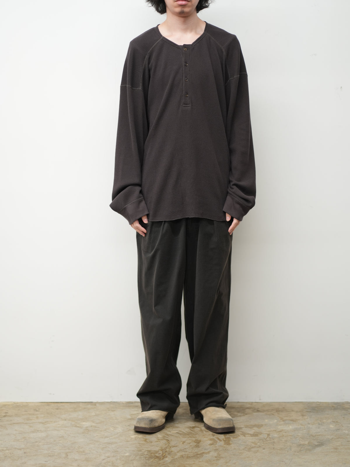 DRAPE WIDE EASY CUT SLACKS(BLACK) – ANCELLM
