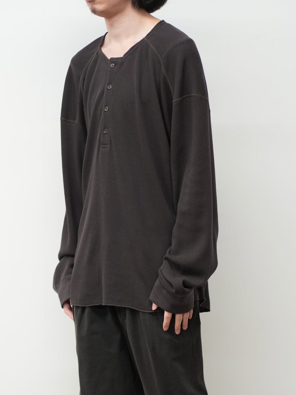 CA/C HENLEY LS(D.BROWN)
