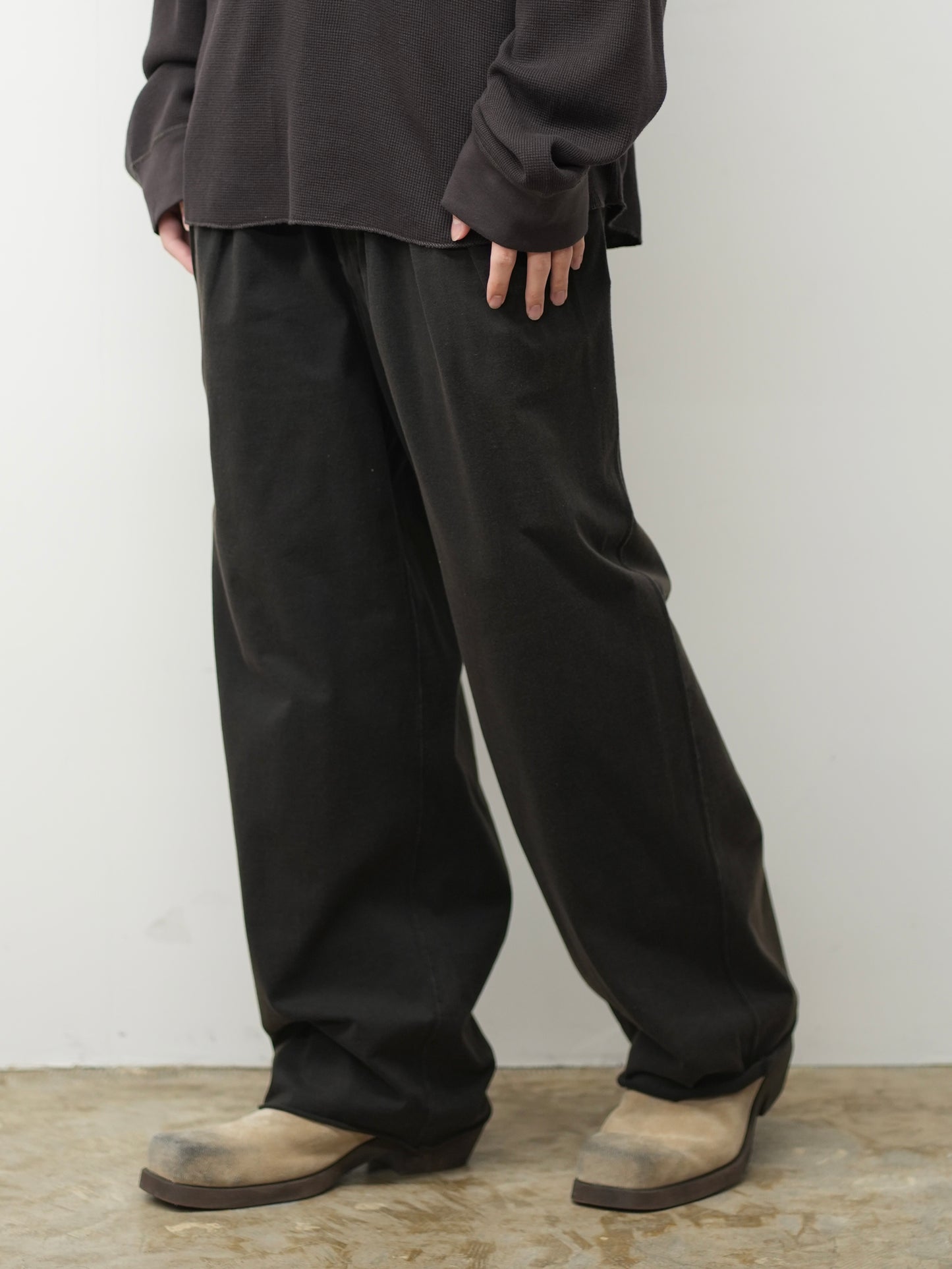 DRAPE WIDE EASY CUT SLACKS(BLACK)