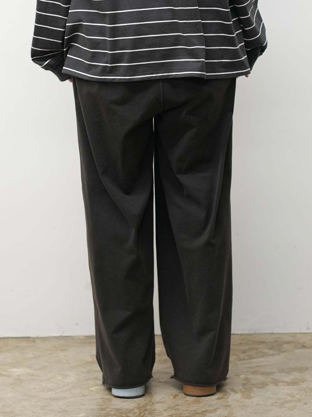 DRAPE WIDE EASY CUT SLACKS(BLACK)