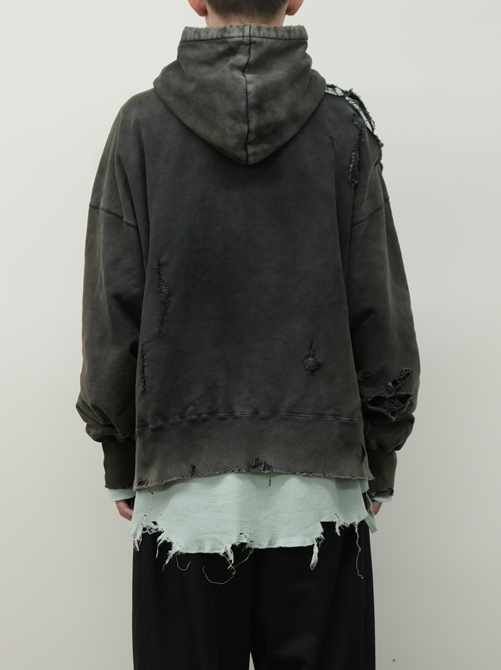 AGING CRASH HOODIE