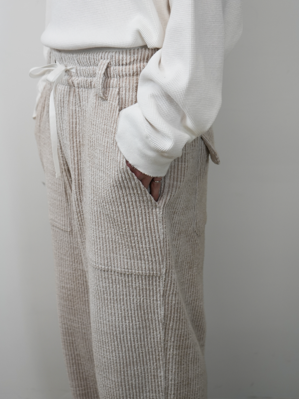 CUT STRIPE EASY BAKER PANTS(BEIGE) – ANCELLM CUT STRIPE EASY BAKER PANTS(BEIGE) – ANCELLM