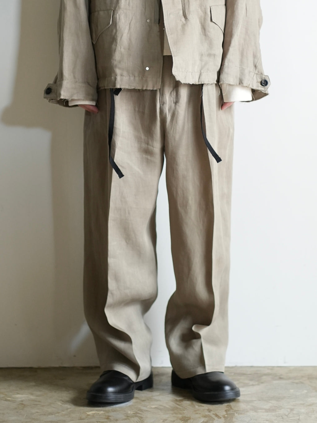100/S LINEN TUCK SLACKS(KHAKIBEIGE)