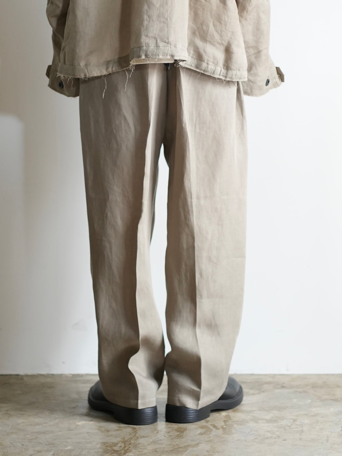 100/S LINEN TUCK SLACKS(KHAKIBEIGE)