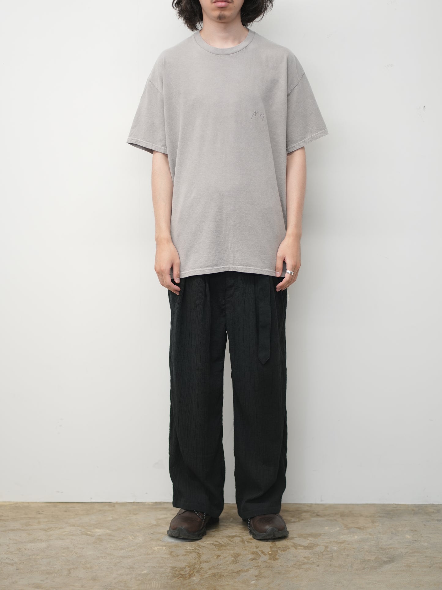 DYED EMBROIDERY T-SHIRT(GREIGE)