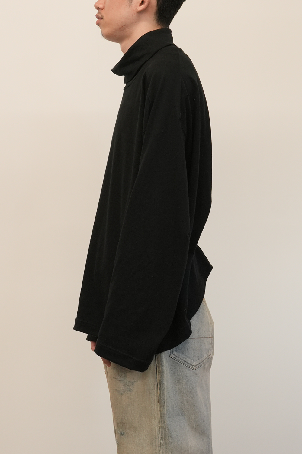 C/R OVER TURTLE NECK LS T-SHIRT(BLACK)