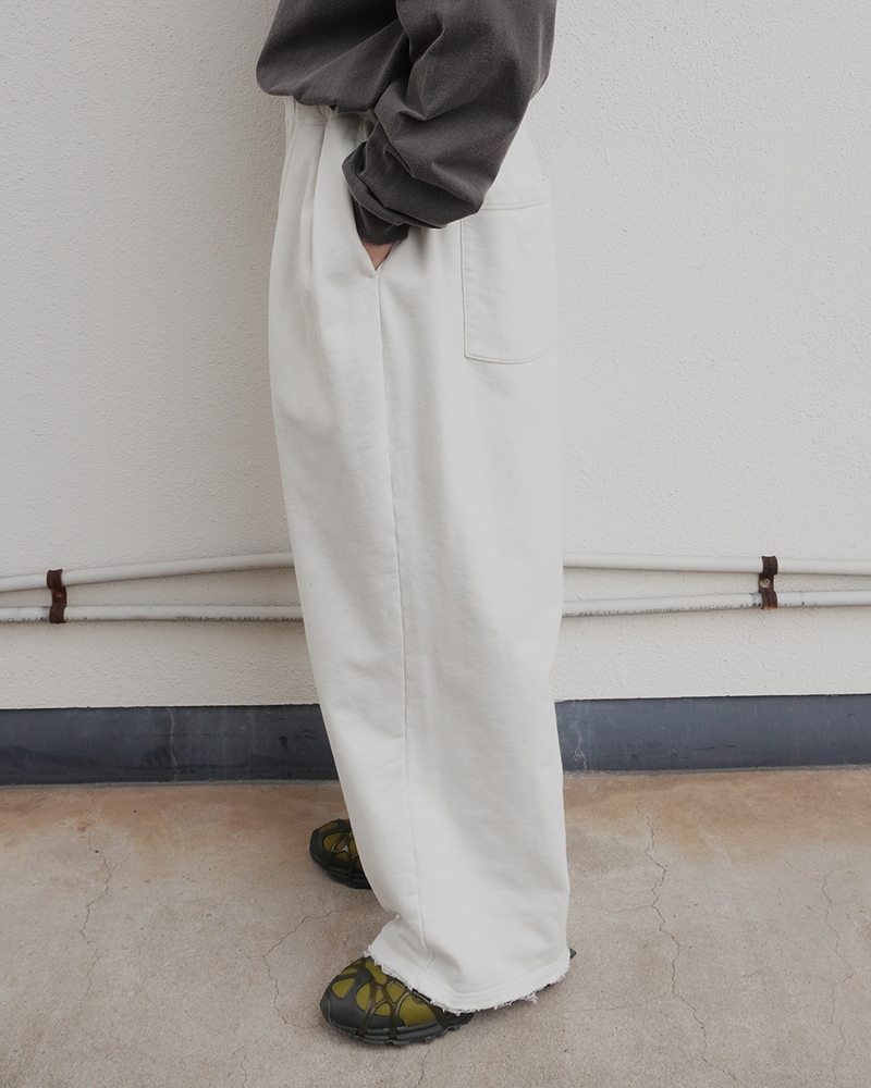 ANCELLM】TUCK SWEAT PANTS ANCELLM】TUCK SWEAT PANTS