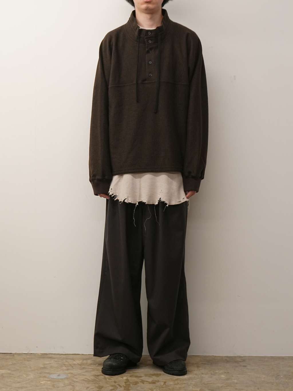 HENLEY PULL OVER SHIRT(D.BROWN)