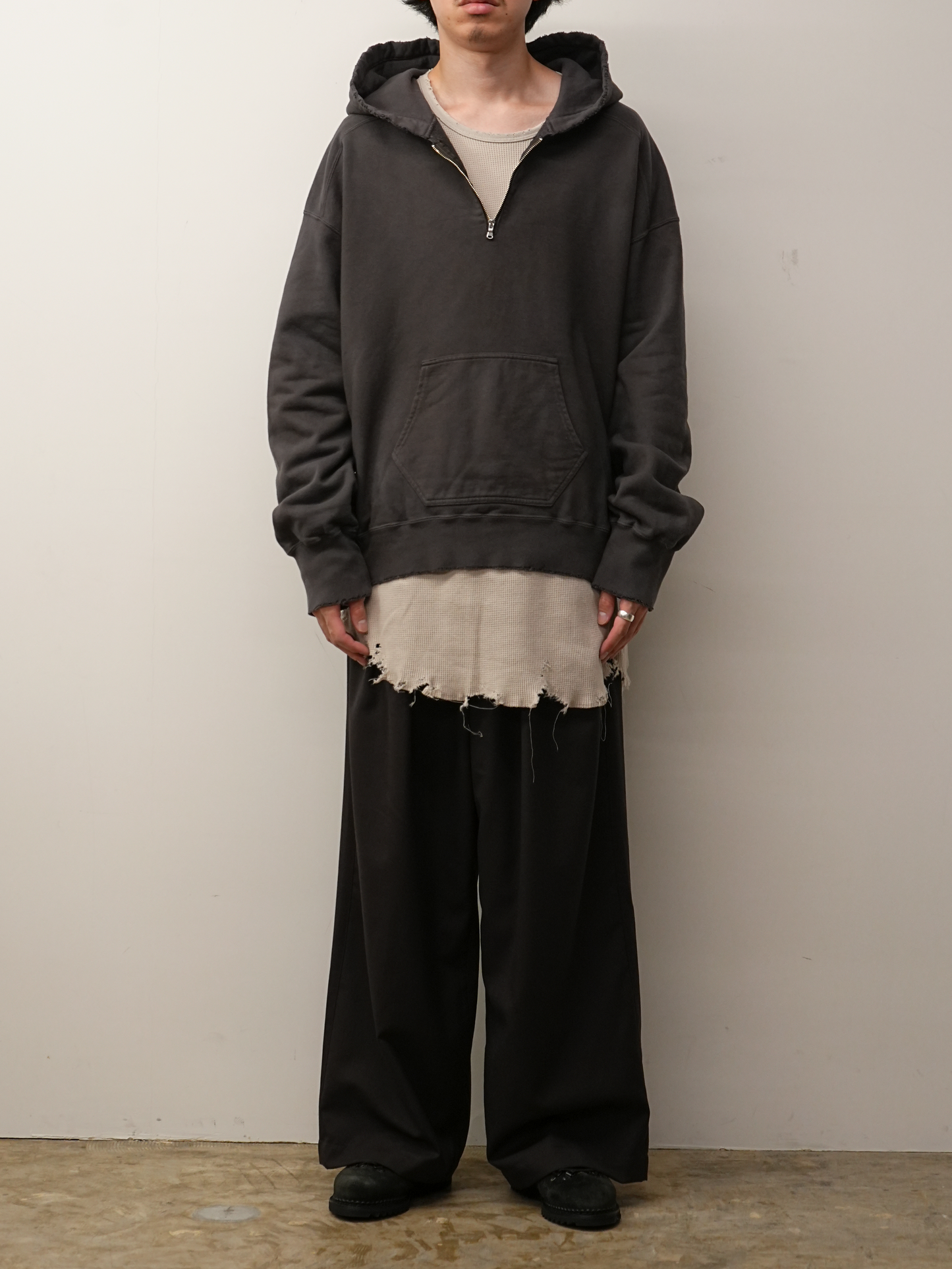 HALF ZIP HOODIE(BLACK)