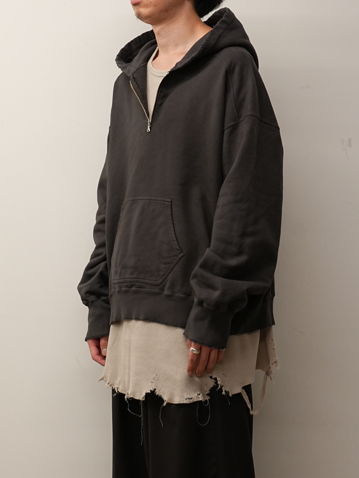 HALF ZIP HOODIE(BLACK) – ANCELLM HALF ZIP HOODIE(BLACK) – ANCELLM