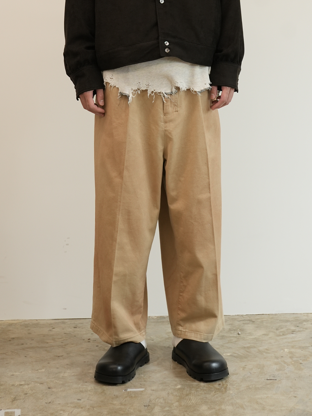 SHORT LENGTH WIDE PANTS(BEIGE)