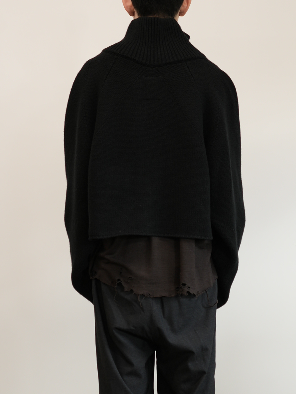 SHORT LENGTH HALFZIP KNIT(BLACK)