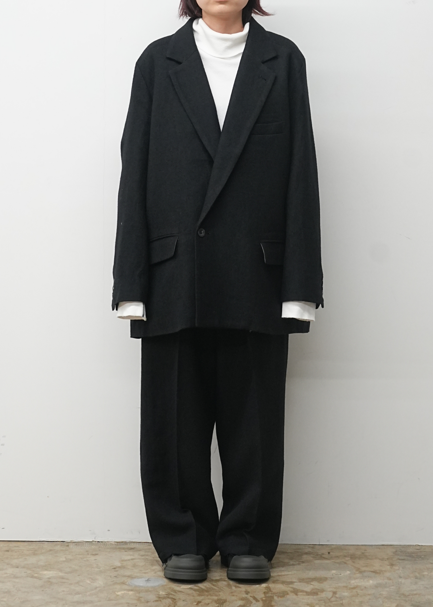 SEMI-DOUBLE TAILORED JACKET(BLACK) – ANCELLM