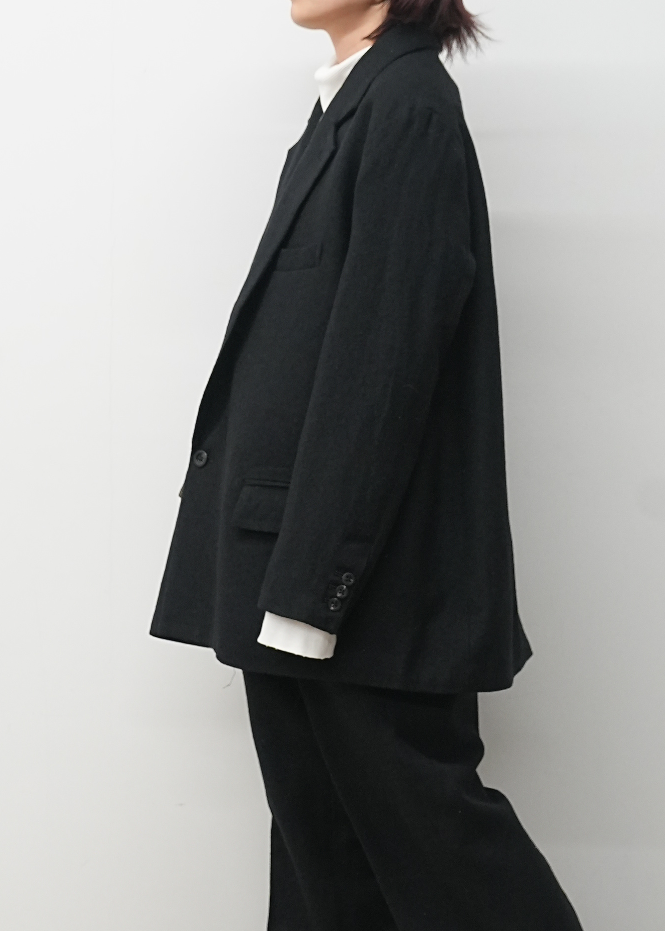 SEMI-DOUBLE TAILORED JACKET(BLACK)