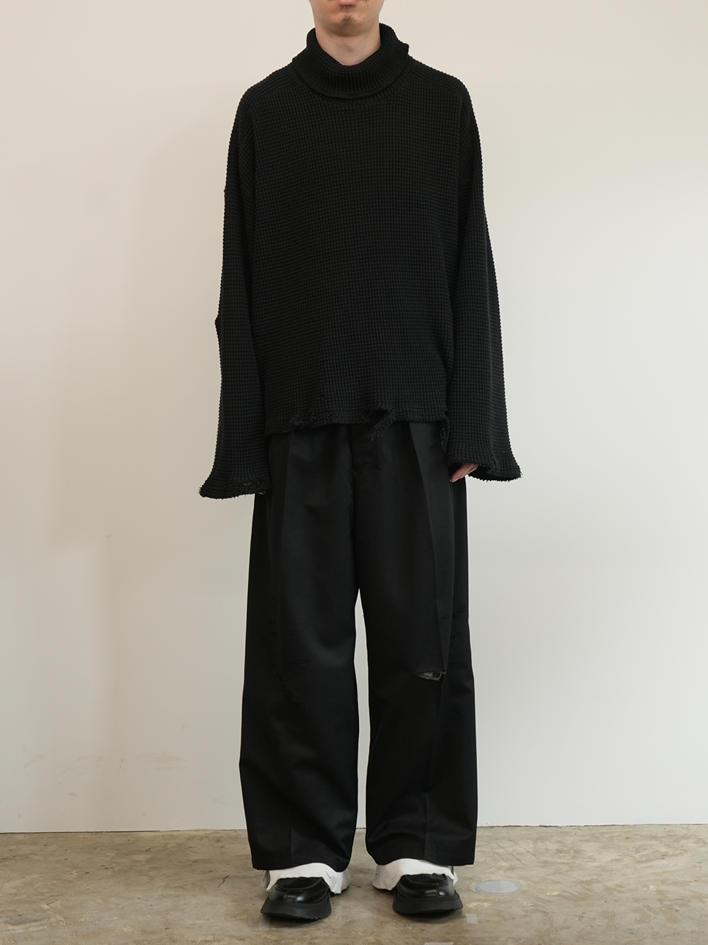 WOOL DAMAGE WIDE SLACKS(BLACK)