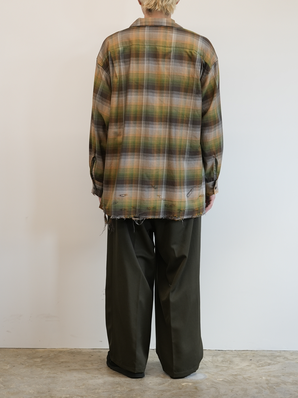 WOOL DAMAGE WIDE SLACKS(DARK OLIVE)