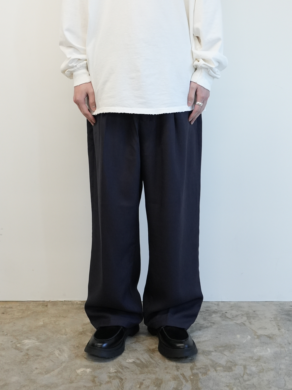 TA/W TUCK EASY SLACKS(NAVY)