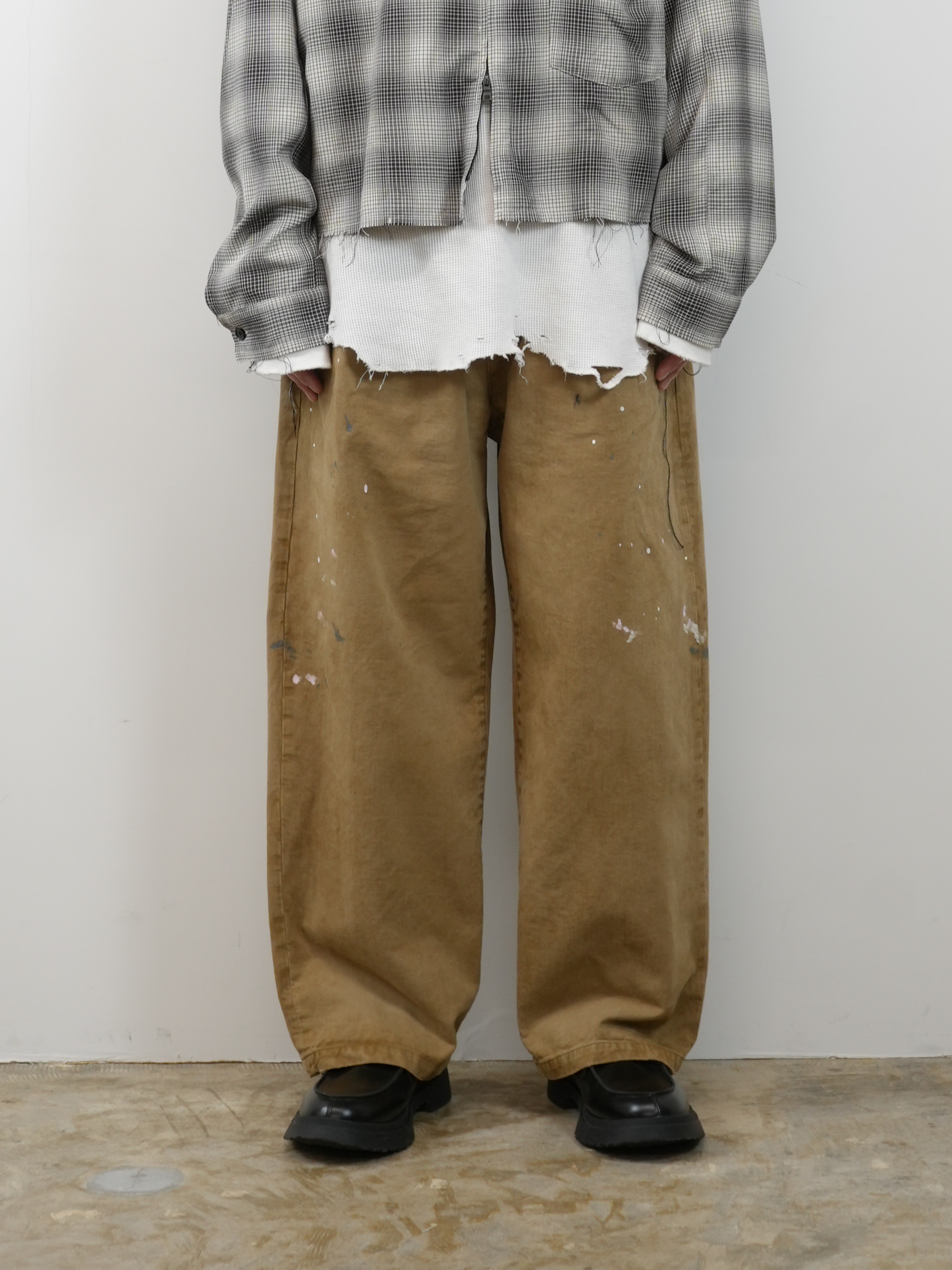 PAINT CHINO TROUSERS(BEIGE) – ANCELLM PAINT CHINO TROUSERS(BEIGE) – ANCELLM